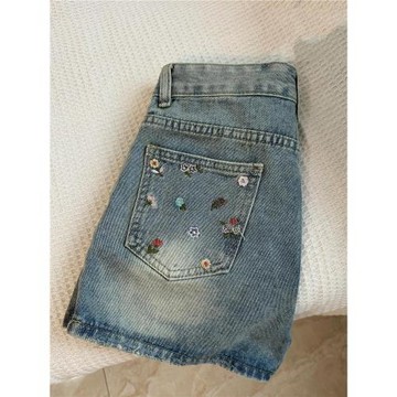 設計感刺繡直筒牛仔短褲女夏季新款美式復古高腰顯瘦藍色水洗熱褲