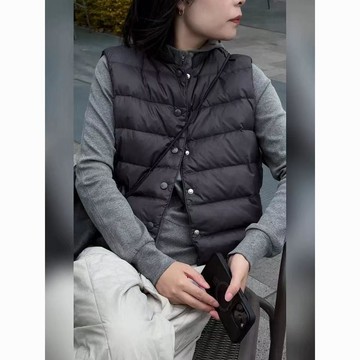 【臺灣出貨】韓系時尚潮流保暖羽絨棉馬甲女 冬季新款無袖棉背心 輕薄保暖坎肩 秋冬疊穿外搭 寬鬆顯瘦通勤百搭外套潮