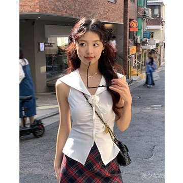 免運 台灣出貨 【海上玫瑰】杏色白色海軍領削肩褶皺背心女無袖收腰上衣半裙套裝限時下殺 012