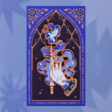 金屬徽章• Eagle House Pride 魔術棒• 琺瑯別針