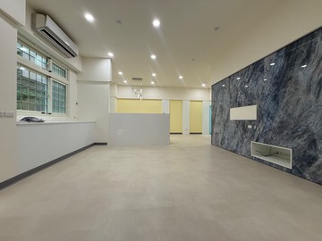 藝文商圈 同德學區 福利國雙拼1F雙車位｜桃園市桃園區同德六街