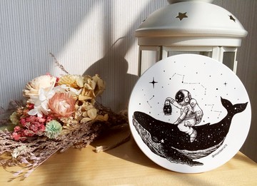 太空鯨魚鶯歌陶瓷吸水杯墊/手繪
