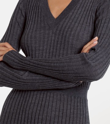 Brunello Cucinelli Ribbed-knit virgin wool sweater dress