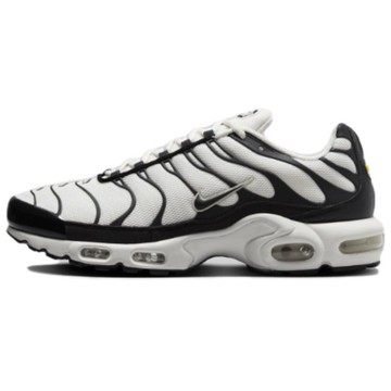 AIR MAX PLUS ESSENTIAL PANDA