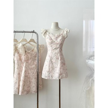 純欲甜美短裙女夏季收腰顯瘦設計感少女風飛飛袖小個子碎花連衣裙