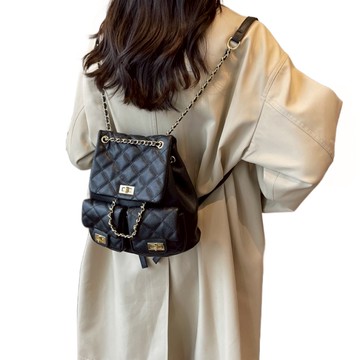 AFAMIC 艾法 雙肩大容量收納防潑水輕量後背包 E04  黑色  23 x 23 x 15cm