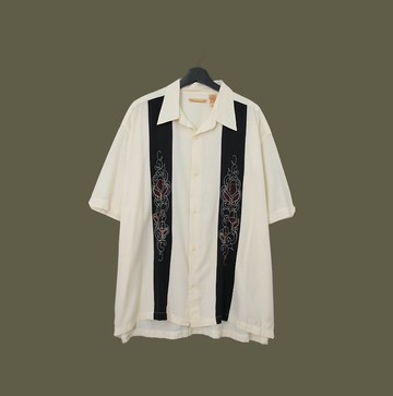 Back to Green-刺繡短袖襯衫 紅酒 蜿蜒圖騰 vintage shirt