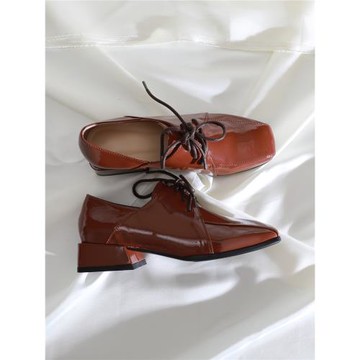 蓮花府邸2025春季新款深口單鞋真皮小皮鞋系帶中跟鞋之職業工作鞋