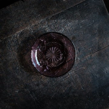 十芒星紋樣◆壓製玻璃紫色小盤 磨砂玻璃 古道具 古民家 紫色 復古風 昭和中期【邊緣有碰撞痕跡】