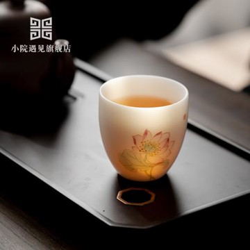 小院遇見 白瓷功夫茶具品茗杯單杯個人主人杯茶盞手繪蓮花蓬禮盒
