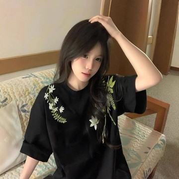 爆款回購神品🌟新款國潮高街藤蔓印花短袖t恤女12潮流美式可愛百搭情侶上衣甜美6O