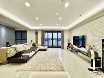 ⭐️美裝潢⭐️初日高樓美景三房雙車位⭐️住商元允｜新北市泰山區信華一街