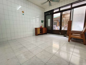 近瑞隆大明商圈衛武營都會公園六米活巷透天｜高雄市鳳山區崗山北街