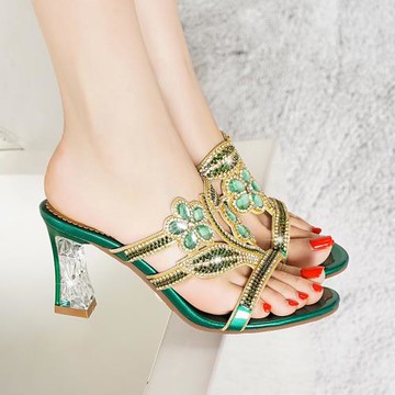 水晶粗跟外穿涼拖鞋女2024夏季新款花朵水鉆涼鞋時尚高跟軟底托鞋