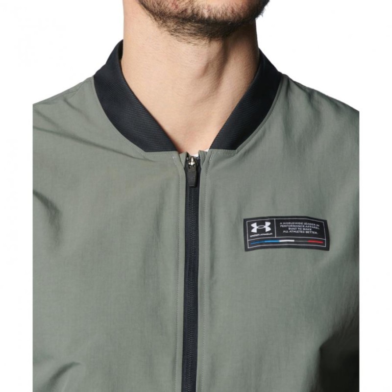 ジャケット・アウター 34 アンダーアーマー メンズ ウインドジャケット UA BOMBER JACKET