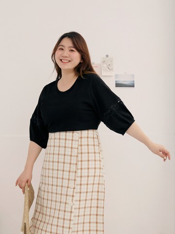 鏤空拋袖圓領純色上衣