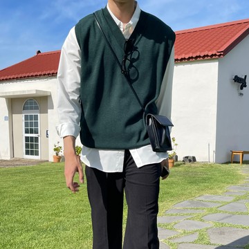 正韓四季基本百搭款V領針織背心 4色 YUPPIE 現貨優惠商品