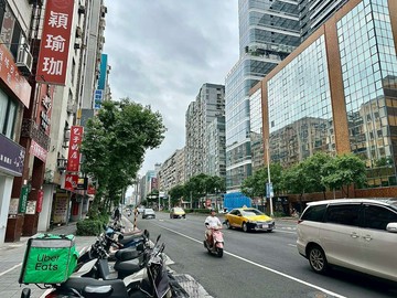 南京雙捷運頂樓採光三房｜21阿瑄｜台北市松山區南京東路五段