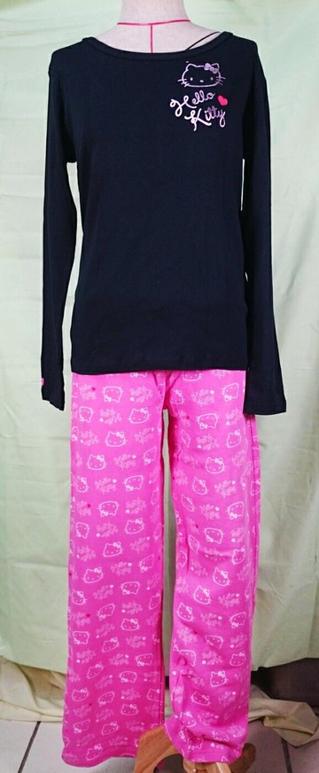 【震撼精品百貨】Hello Kitty 凱蒂貓 衣褲組 黑衣粉褲 震撼日式精品百貨