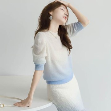 漸變色彩虹鏤空t恤上衣夏季休閑顯瘦寬松冰絲套頭泡泡袖針織衫女