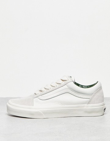 Vans Old Skool trainers in white with oversized laces