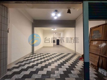 大寮路商圈精華地段翻新便宜騎樓透天｜高雄市大寮區大寮路