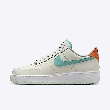 Nike Air Force 1 07 HM3728-131 男女 休閒鞋 運動 經典 巴黎奧運 金牌 米綠
