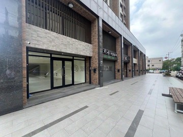 專任【清大四季】視野大器整排落地窗金店面+平車｜新竹市東區南大路