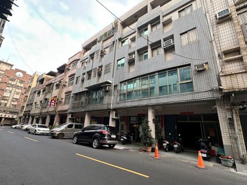 前鎮漁港商業區5樓店住黃金透天｜高雄市前鎮區天后街
