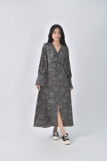 (S) natural beauty basic質感V領灰色洋裝