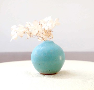 赤陶土與土耳其藍釉的一瓶一世界