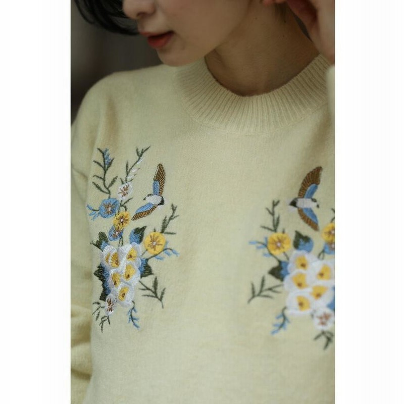楽天市場】【再入荷♪3/1 20時】立体の花咲く春色刺繍の三角