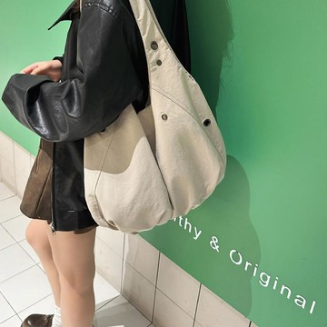 大頭星球🎉韓版ins小衆博主同款休閒慵懶風大容量百搭尼龍布女包單肩托特包大容量托特包 高級感 休閒斜挎包