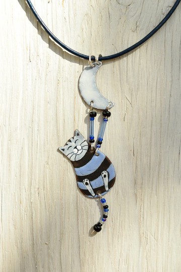 黑貓，貓項鍊，條紋項鍊，貓飾品，貓和月亮，琺瑯，