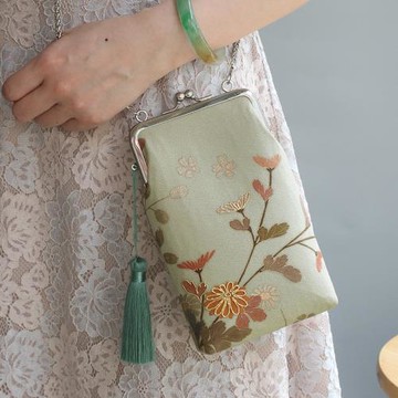 孤品真絲復古小眾口金包女旗袍漢服斜挎iPhone14蘋果手機袋刺繡菊