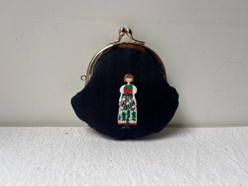fingirl1000-一股刺繡零錢口金包1000枚女子展