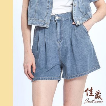 【佳葳Justwear】經典休閒牛仔短褲(女上衣/女上著/腰頭彈性/口袋/套裝/棉質)