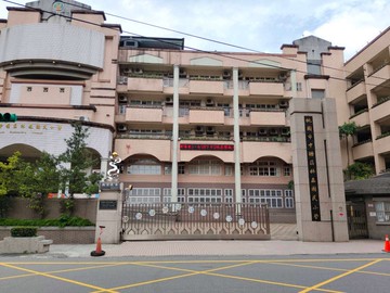 中壢後㊣林森國小北帝國五期套房｜桃園市中壢區執信一街