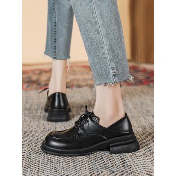 美夢丞~厚底樂福鞋英倫風小皮鞋百搭漆皮單鞋一腳蹬大碼鞋41—43