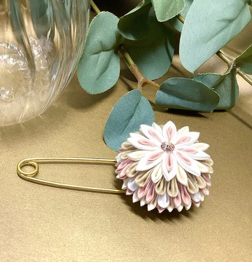 布花作品　胸針　和風布花　胸花　帽針　布花細工　優雅的　可愛