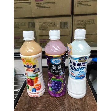 ~省錢一哥~可爾必思 乳酸菌飲料 瓶裝 500ML 原味 葡萄 蔬果 日本北海道進口乳源 隨貨附發票 可爾必思水