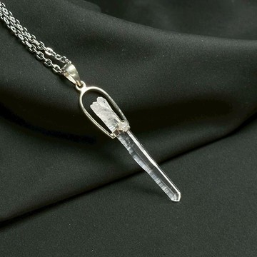 天然鑽石原礦，真鑽保證！哥倫比亞白水晶鑲嵌鑽石原礦靈擺 S23AU17-973