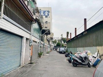 大發工業區旁車庫透天｜高雄市大寮區鳳林二路