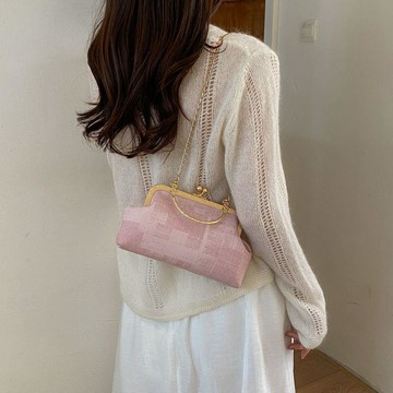 女包 斜挎包 手提包 輕奢小衆包包女 新款百搭斜挎包2026春季新款鏈條包小衆夾口手提包今年流行貝殼包女士單肩斜挎包