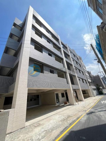 精品12戶小社區B1｜新加坡式建築｜平面車位｜新竹市北區延平路一段