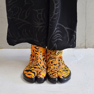 地下足袋 - Yellow Tiger