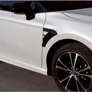 ~歐力斯~豐田 TOYOTA 19-24年 8代 8.5代 CAMRY 葉子板 葉子板飾板 側標 碳纖維紋 烤漆黑