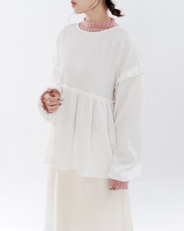 緹花荷葉傘襬圓領上衣 兩色售