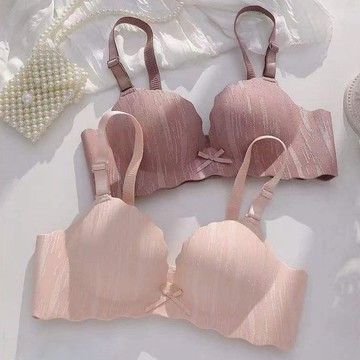 【折50元！免運】内衣 女內衣 小胸顯大 聚攏防下垂 性感無鋼圈 上托胸罩收副乳文胸 運動內衣 無痕內衣 無鋼圈內衣