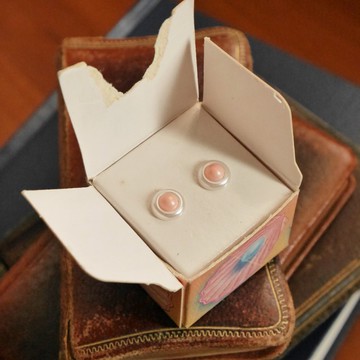 古董Avon 1991年珍珠 珍光貼耳針式耳環 P567